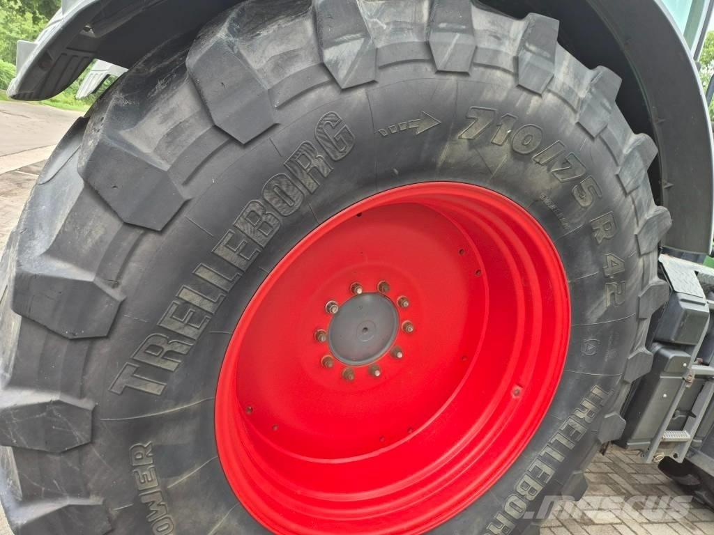 Fendt 927 Vario Traktoriai
