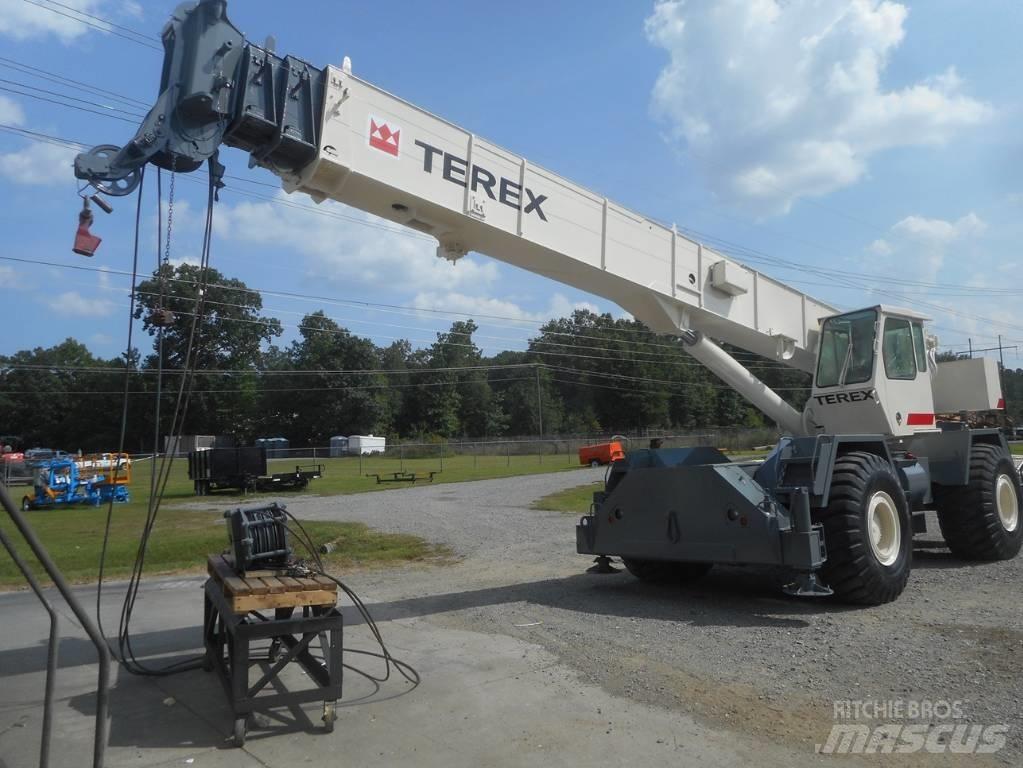 Terex RT 450 Neapdoroto reljefo kranai