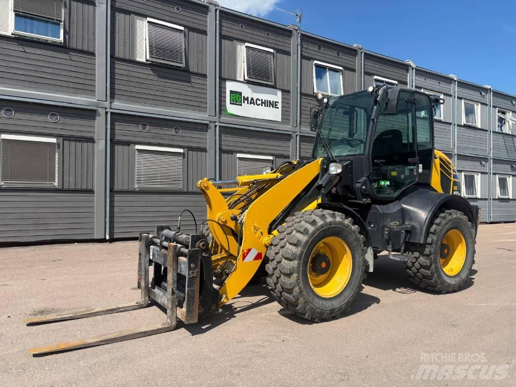 Komatsu WA 100 M-8E0 Naudoti ratiniai krautuvai