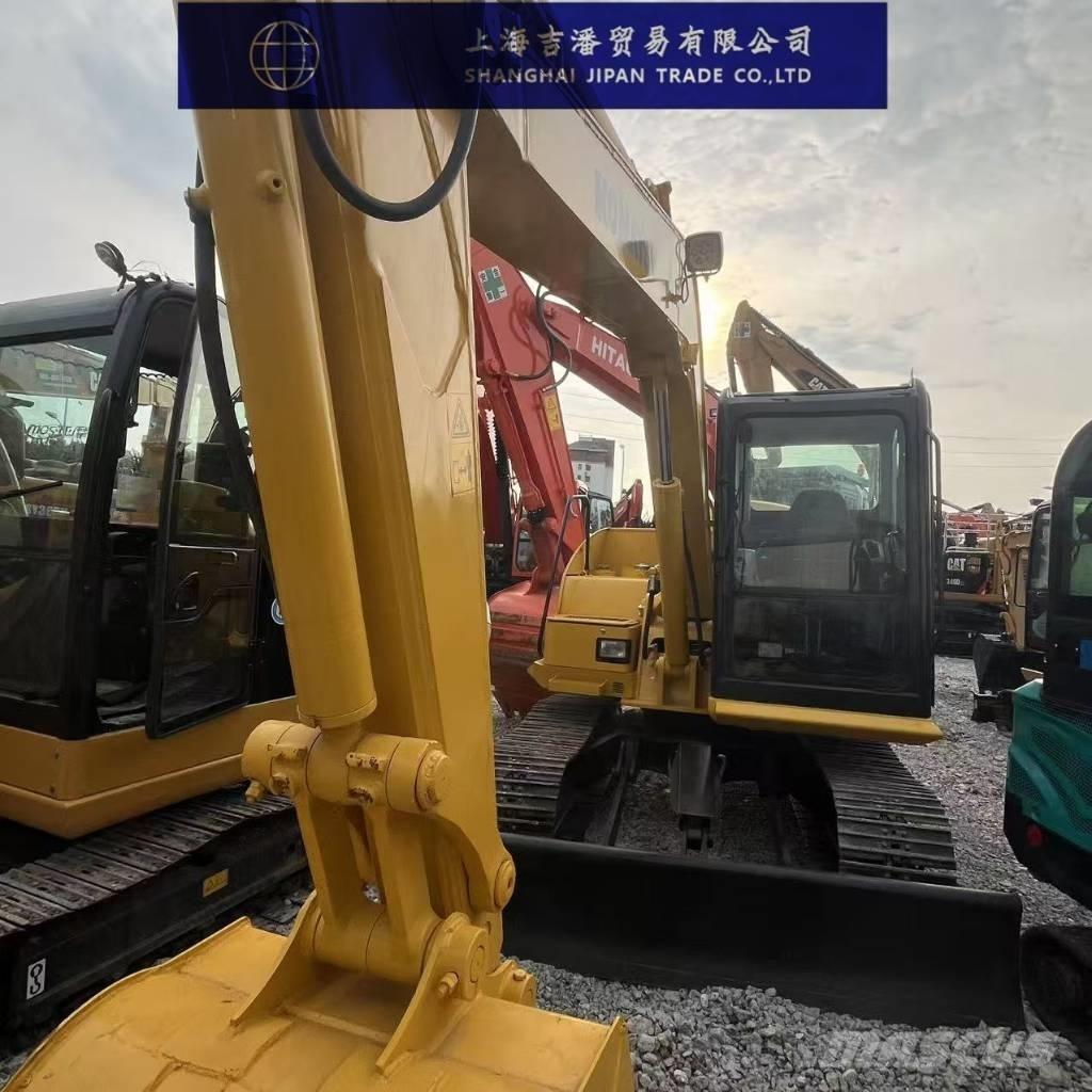 Komatsu PC 70 Vikšriniai ekskavatoriai