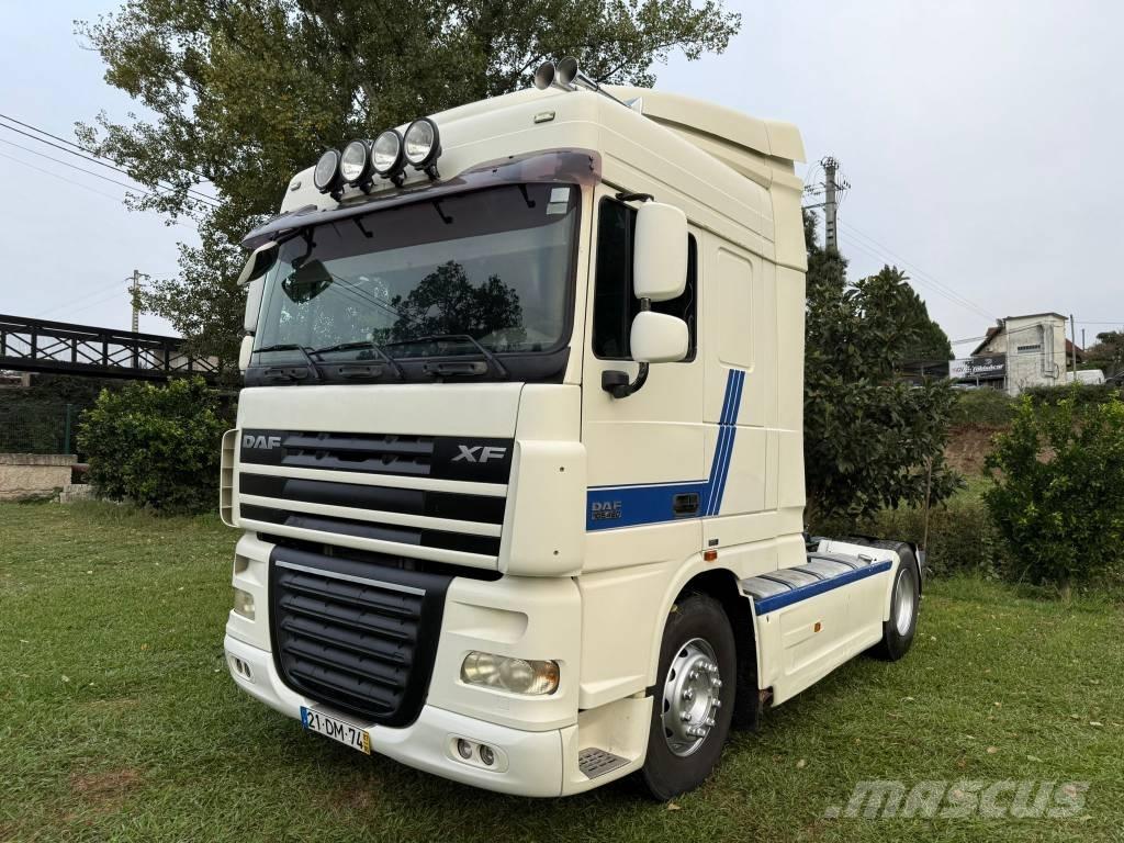DAF XF 460 Naudoti vilkikai