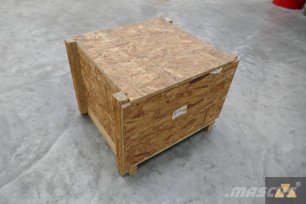 CAT 381-1945 Transportas - Kita