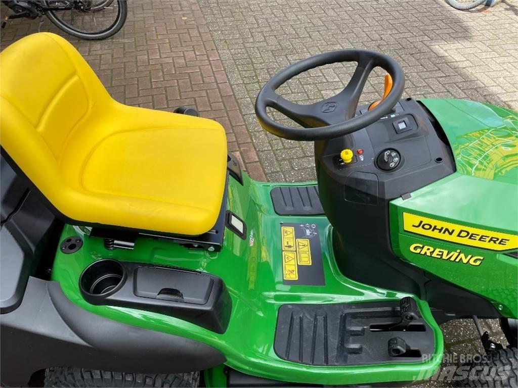 John Deere X167R Šienapjovės