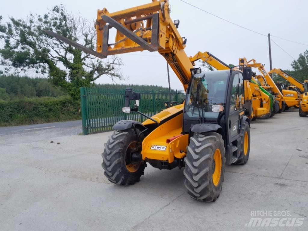 JCB 532-60 Teleskopiniai krautuvai žemės ūkiui