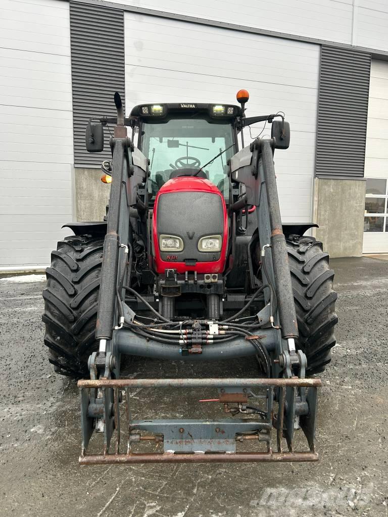 Valtra N141 Advance Traktoriai