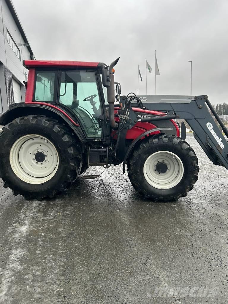 Valtra N141 Advance Traktoriai