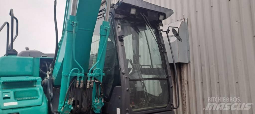 Kobelco SK130LC-11 Vikšriniai ekskavatoriai