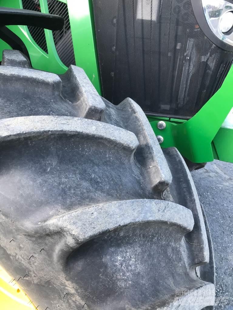 John Deere 6100 M Traktoriai