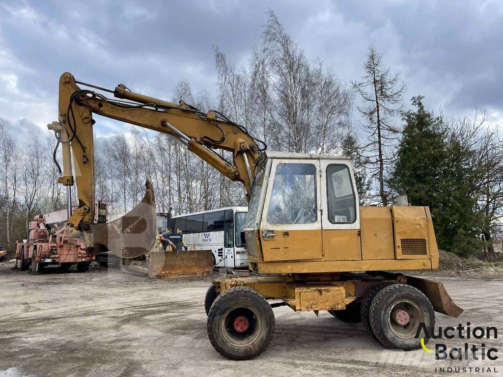 Liebherr A 900 C Ratiniai ekskavatoriai