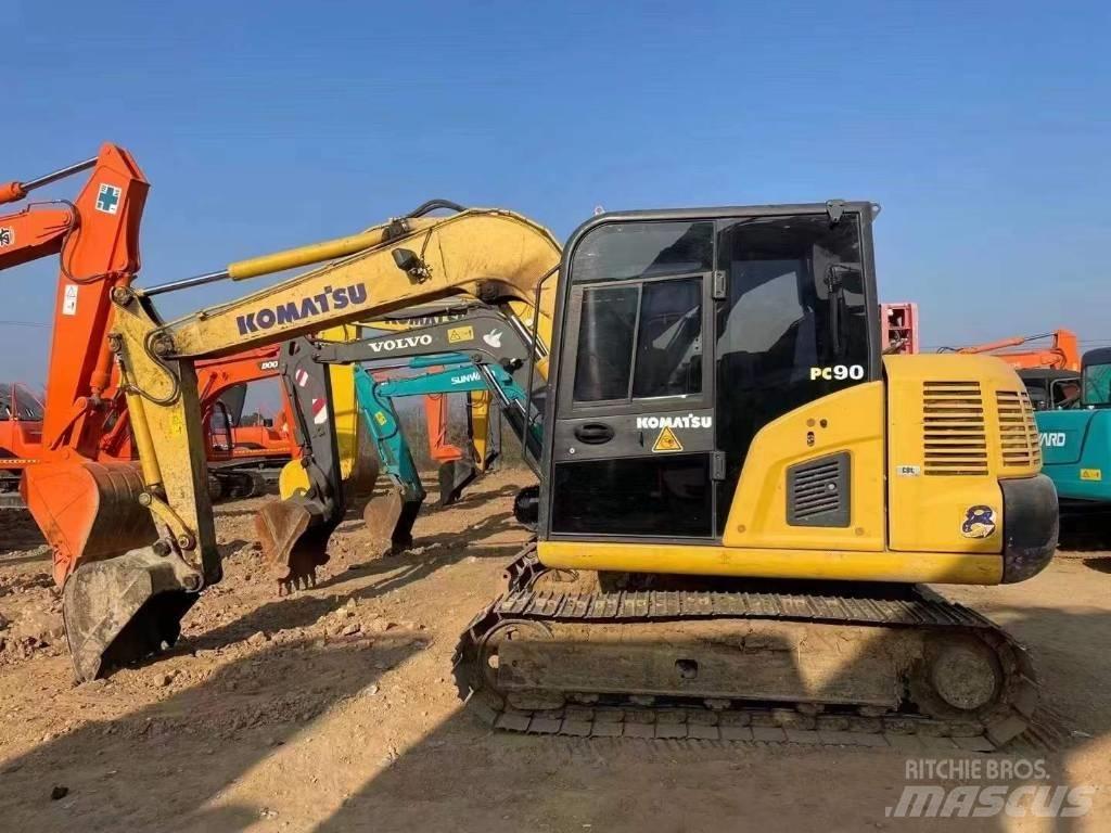 Komatsu PC 70 Vikšriniai ekskavatoriai