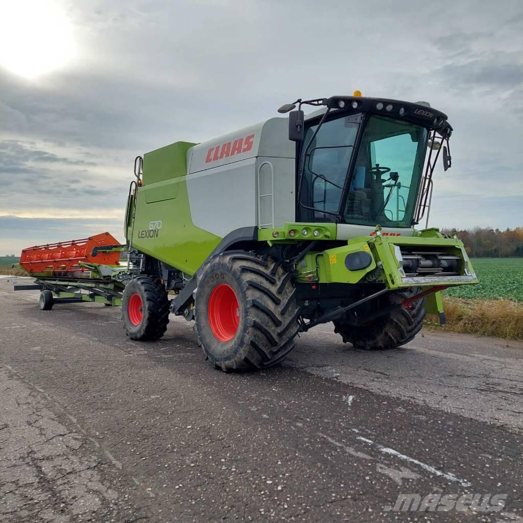 CLAAS Lexion 670 Derliaus nuėmimo kombainai