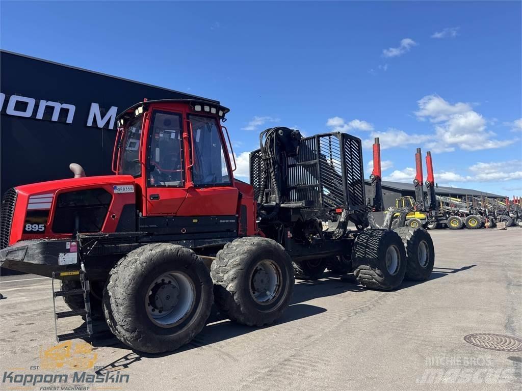Komatsu 895 Naudoti miškovežiai (Forvarderiai)