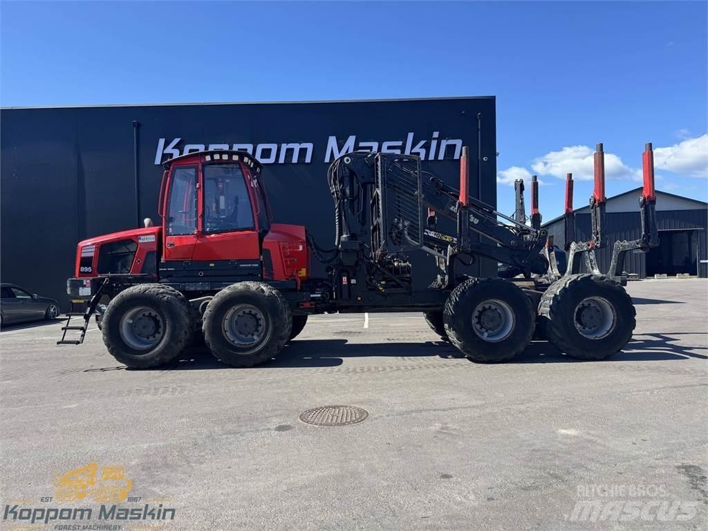 Komatsu 895 Naudoti miškovežiai (Forvarderiai)