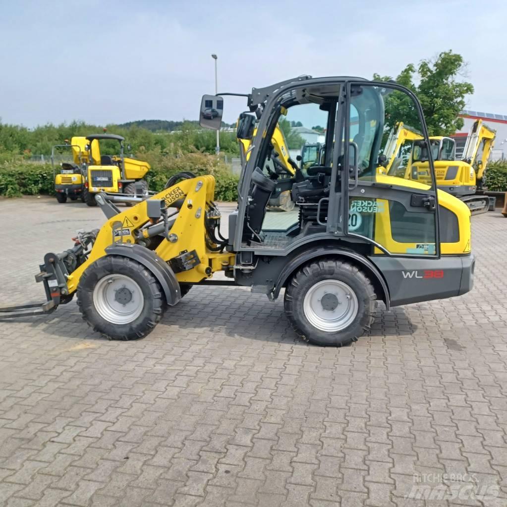 Wacker Neuson WL38 Naudoti ratiniai krautuvai