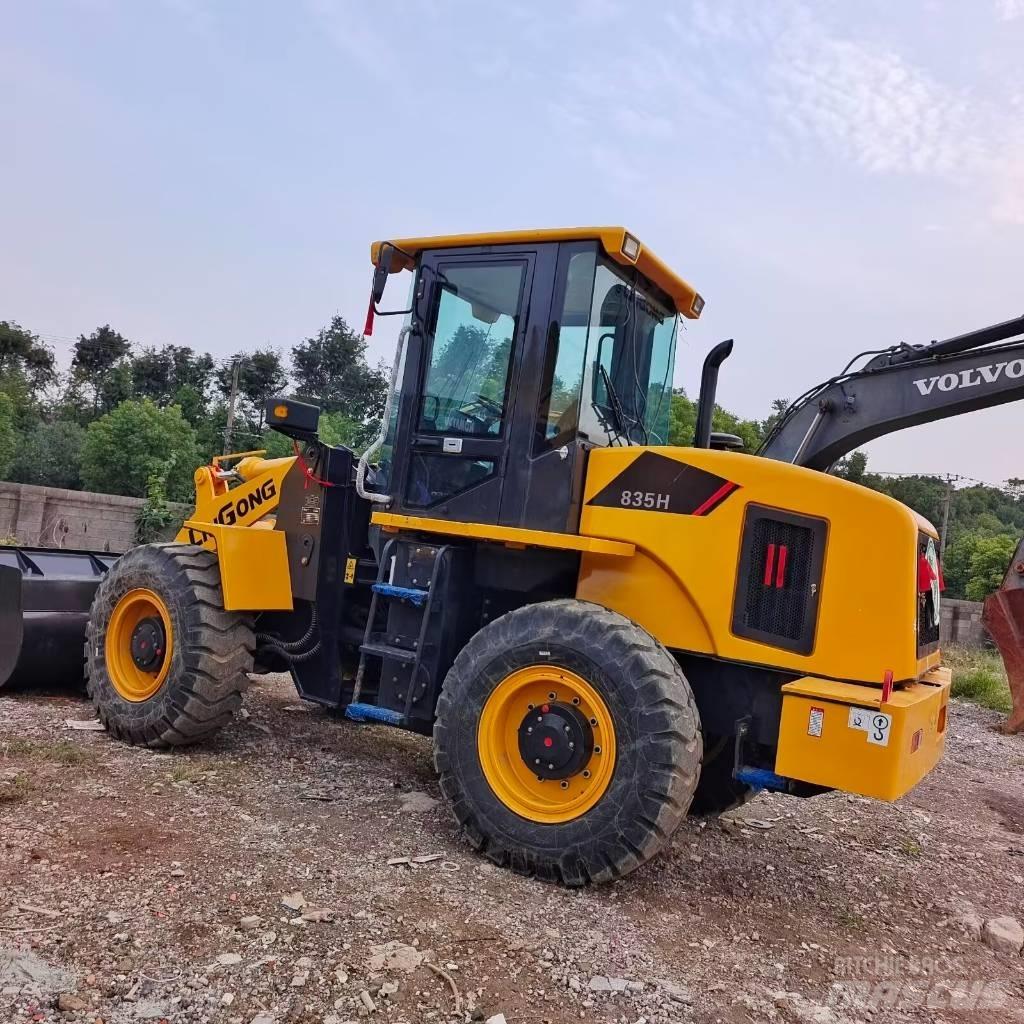 LiuGong 835H Naudoti ratiniai krautuvai