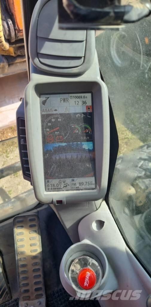 Hitachi ZX140W-5B Ratiniai ekskavatoriai
