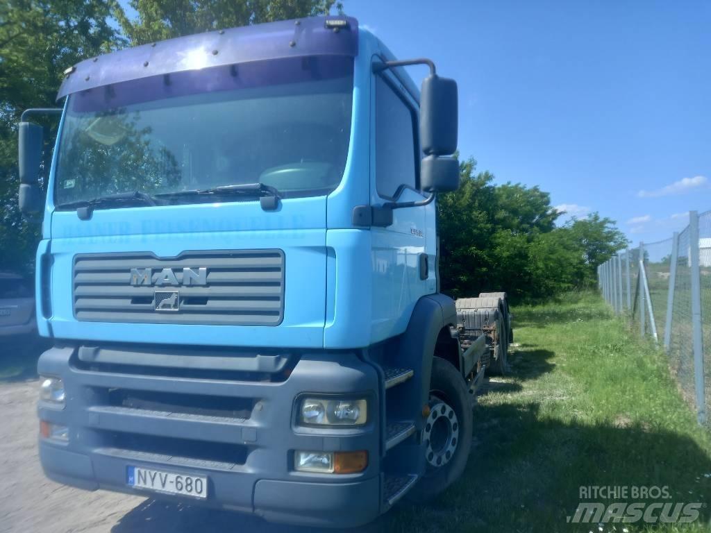 MAN 26.363 FNLC Važiuoklė su kabina