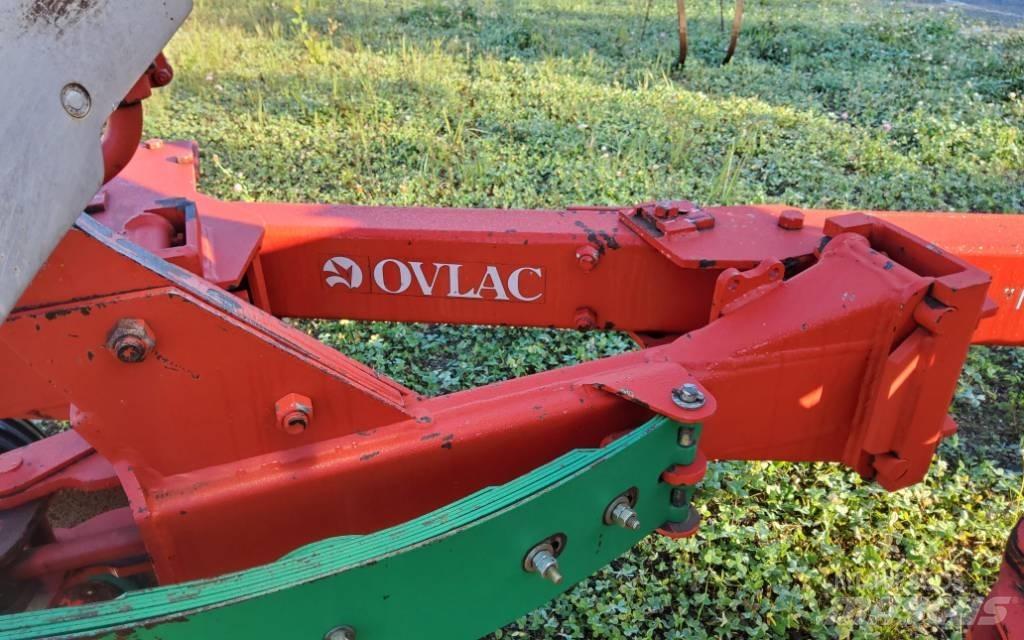 Ovlac LB-4-85 Apverčiamieji plūgai