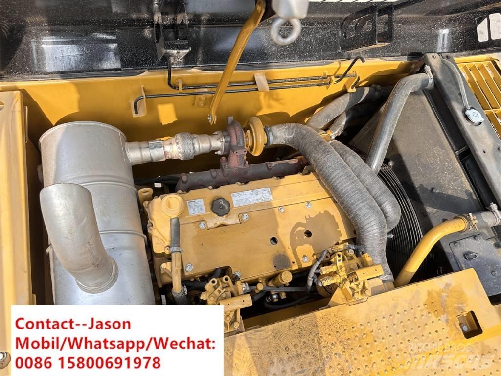 CAT 320D2 Vikšriniai ekskavatoriai