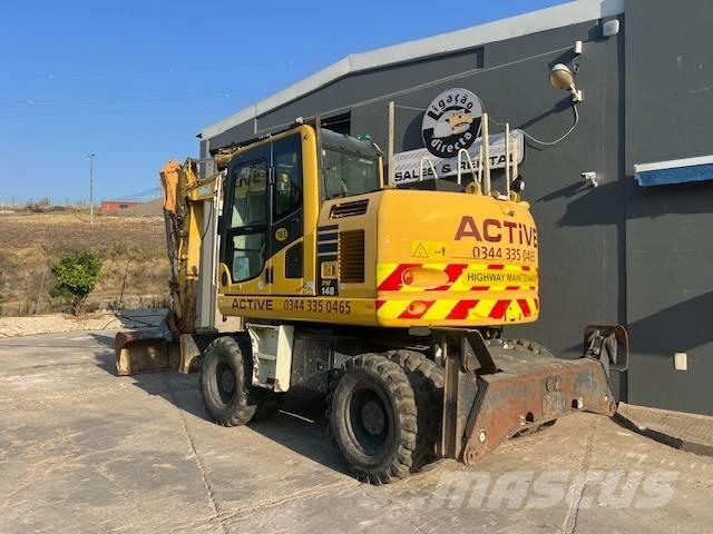 Komatsu PW 148 Ratiniai ekskavatoriai