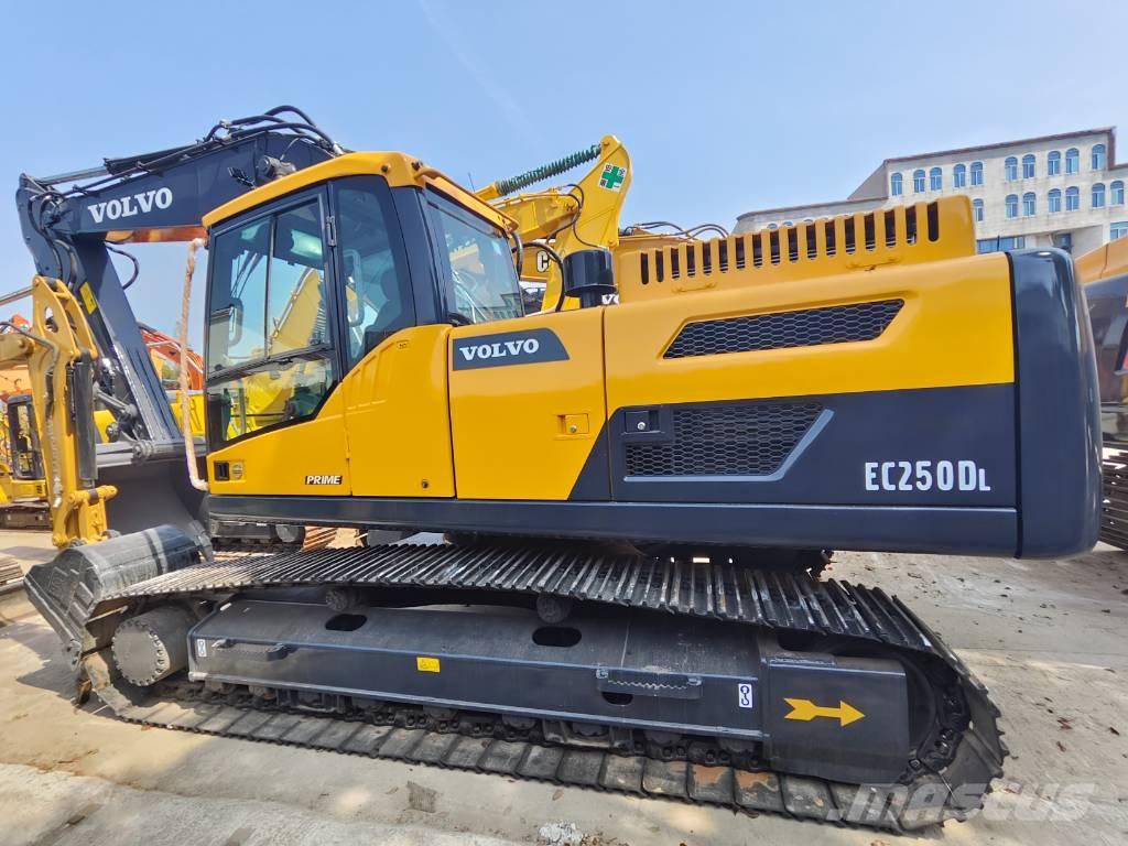 Volvo EC 250 D L Vikšriniai ekskavatoriai