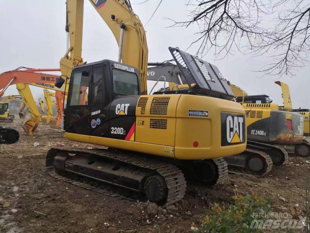 CAT 320 D Vikšriniai ekskavatoriai