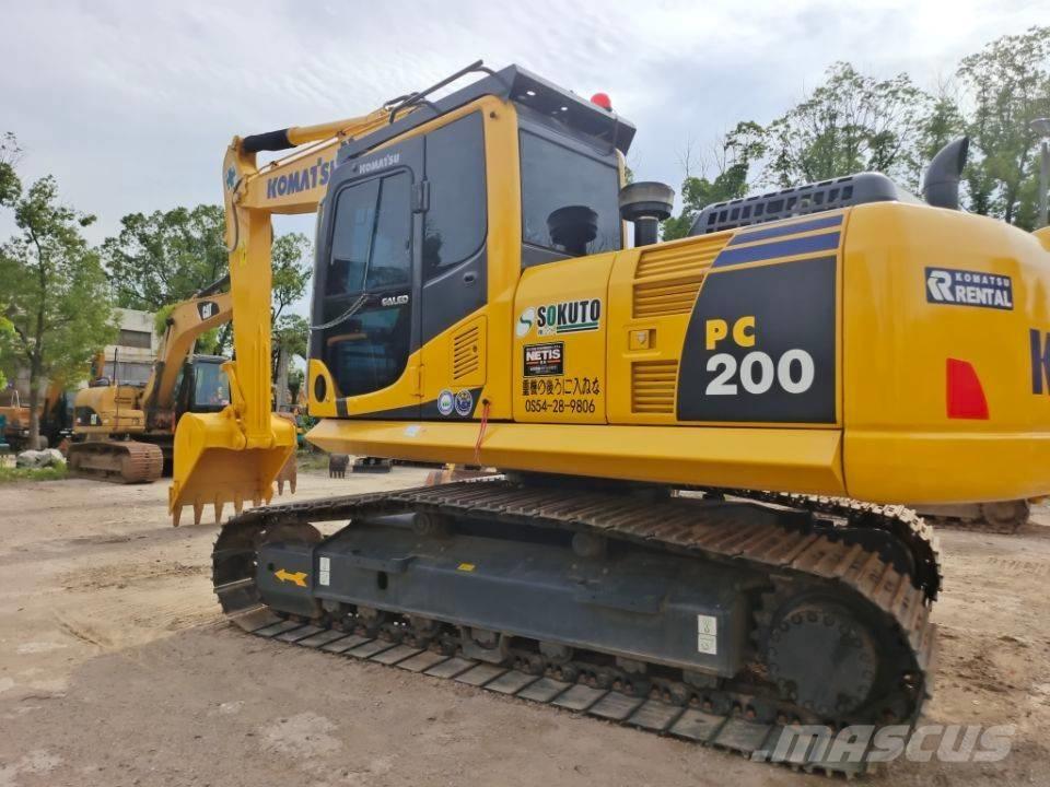 Komatsu PC 200-8 Vikšriniai ekskavatoriai