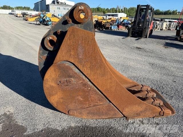 CAT 324 800 MM Tranšėjų kasimo technika
