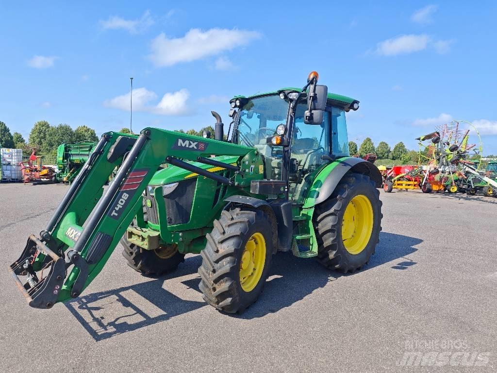 John Deere 5115 R Traktoriai