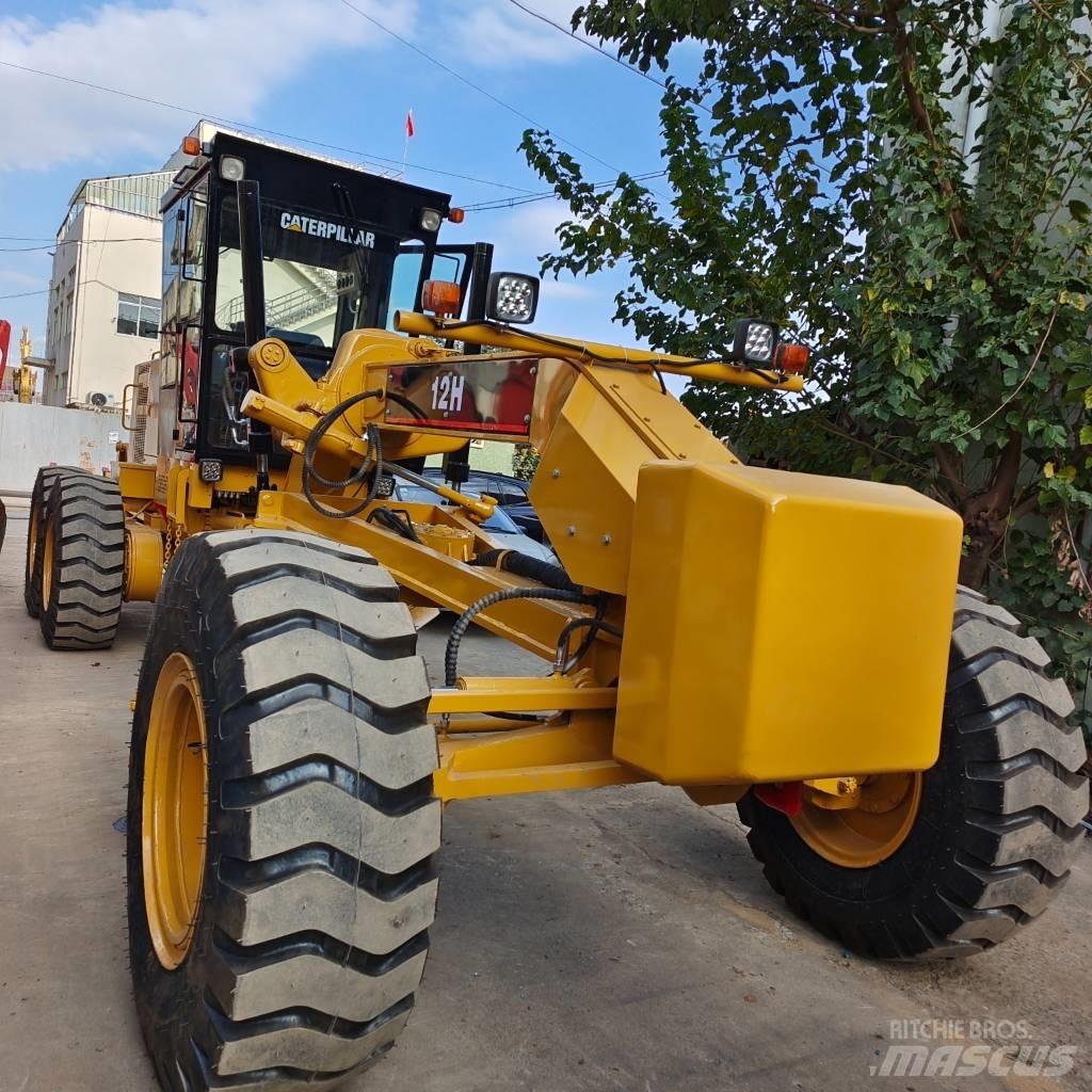 CAT 140 G Greideriai