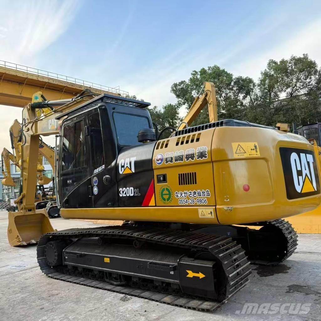 CAT 320D2 Vidutinės galios ekskavatoriai 7-12 t