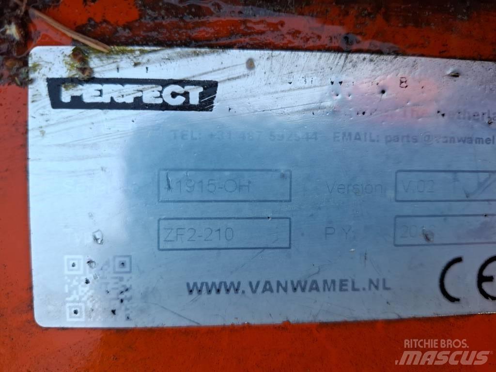 Perfect ZF2-210 Ganyklų šienapjovės / rėžtuvės