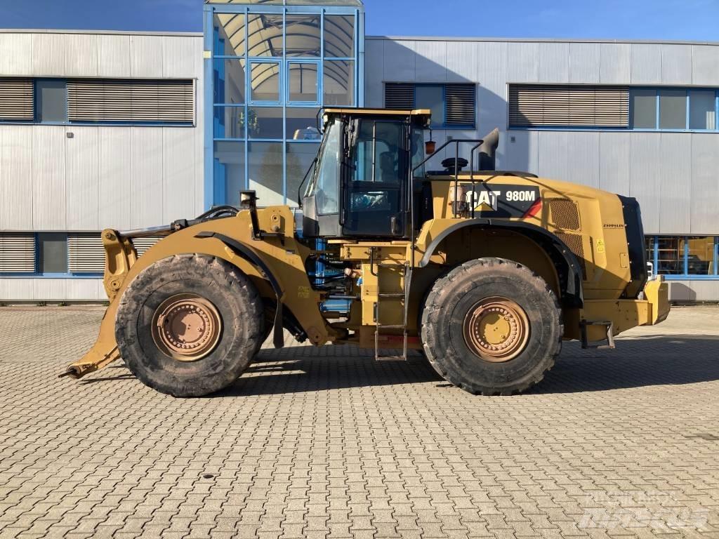 CAT 980 M Naudoti ratiniai krautuvai