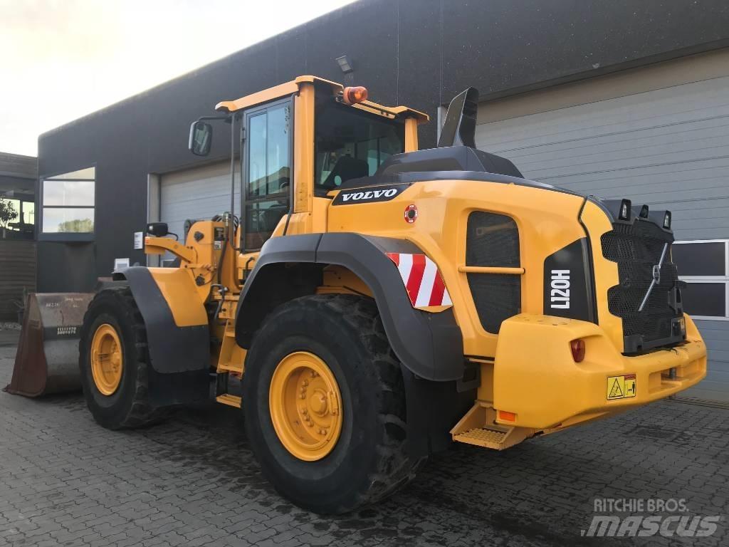 Volvo L120H Naudoti ratiniai krautuvai
