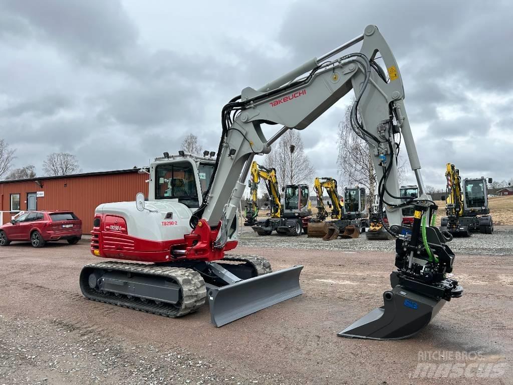 Takeuchi TB290 Vidutinės galios ekskavatoriai 7-12 t