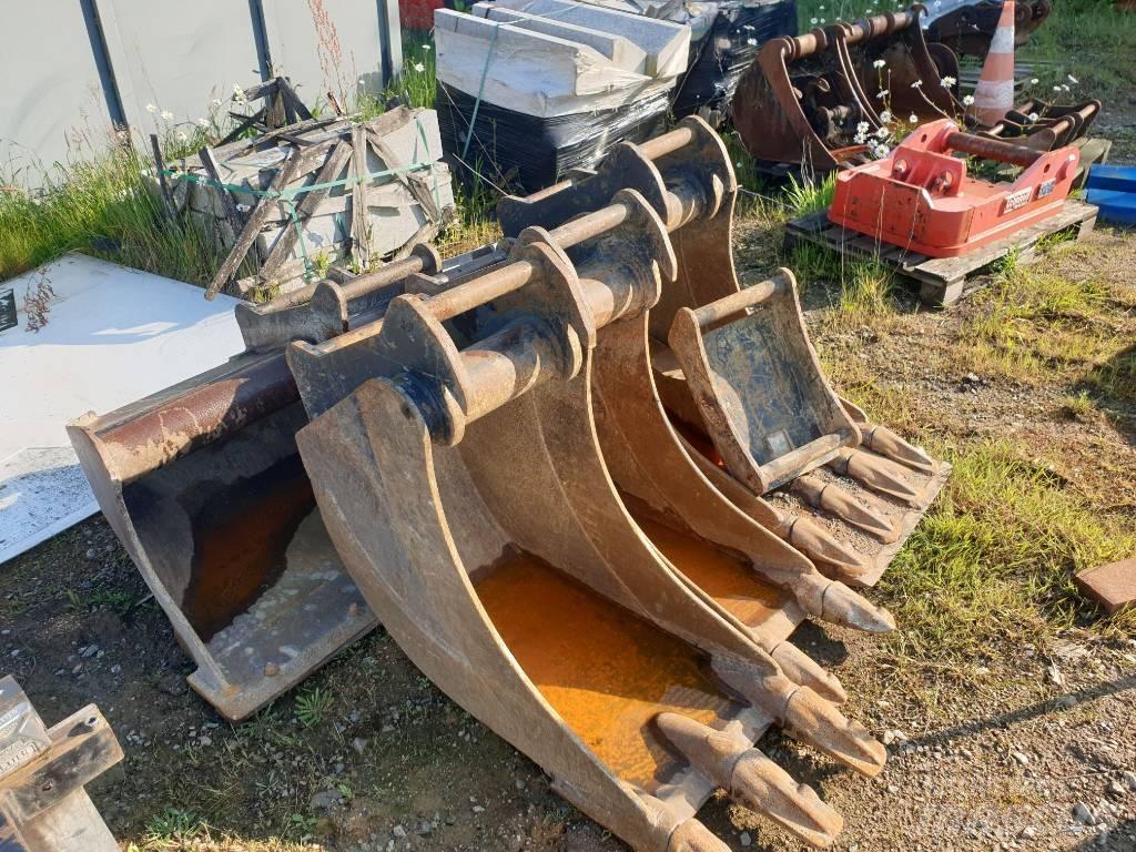 Komatsu PW118MR-11 Ratiniai ekskavatoriai