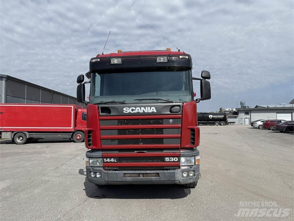 Scania R144 6X2 Sunkvežimiai su keliamuoju kabliu