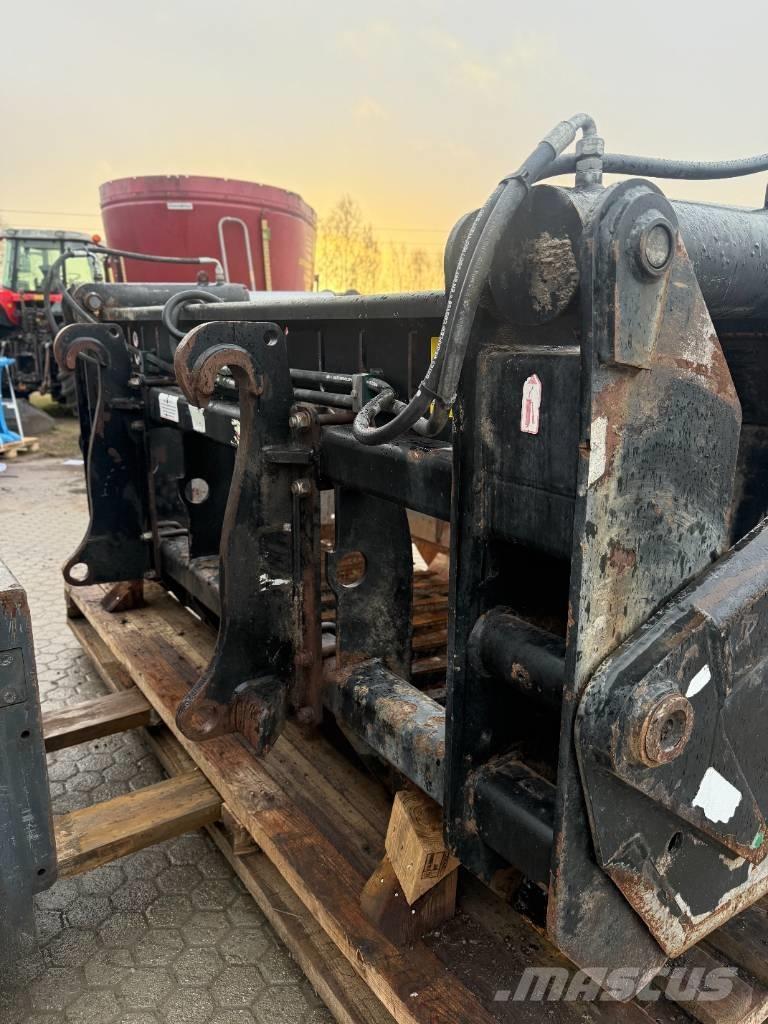 Ålö Silocut 250 Kiti galvijų priežiūros įrengimai