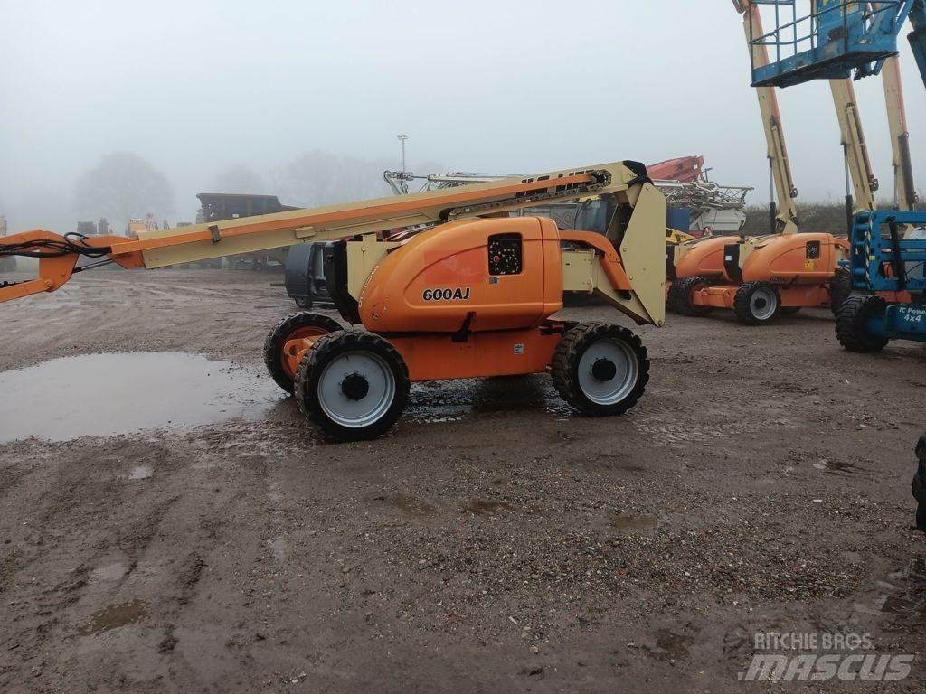 JLG 600AJ Alkūniniai keltuvai