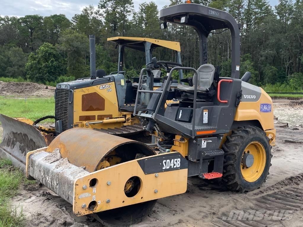 Volvo SD 45 B Vieno būgno volai