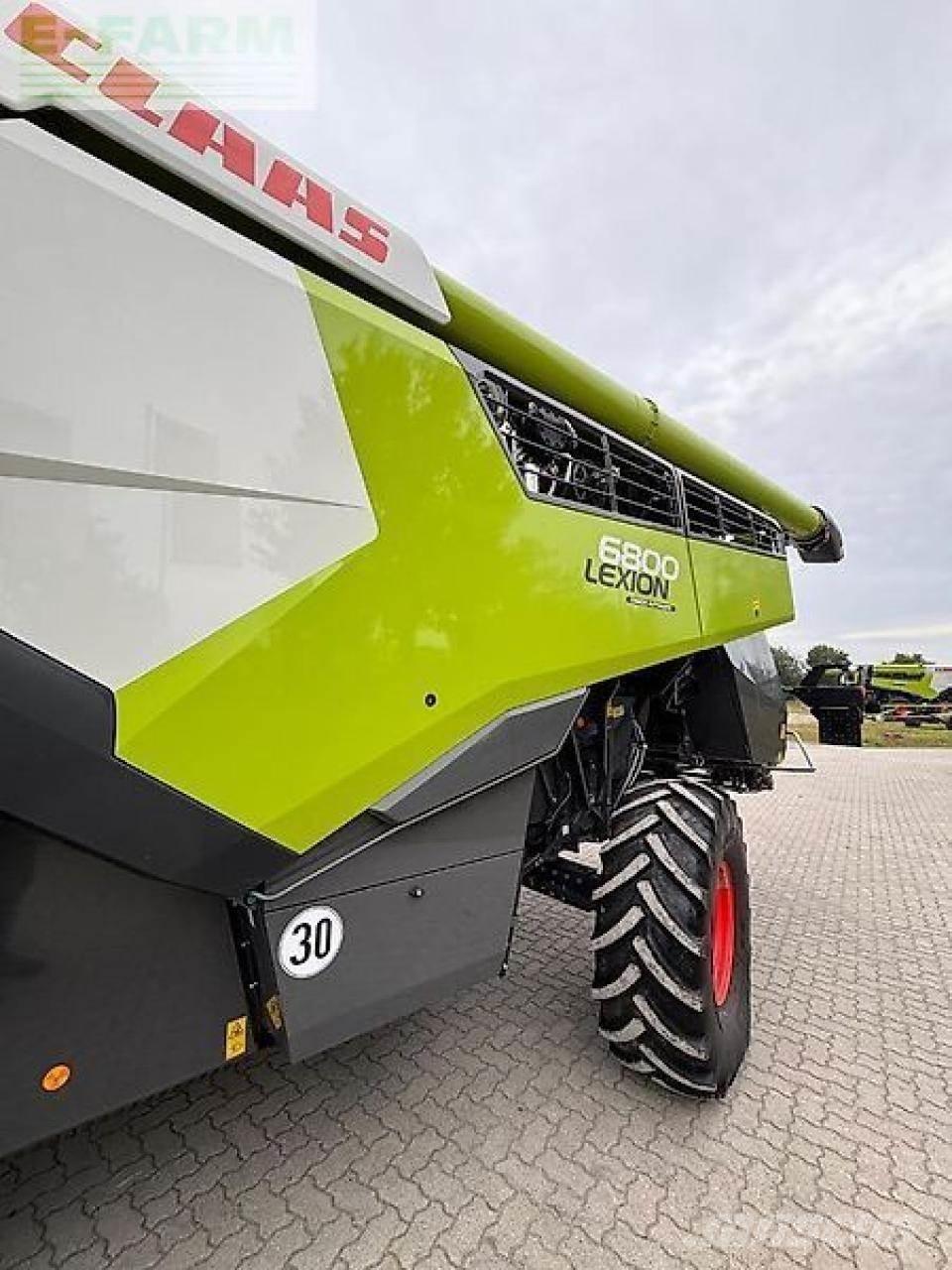 CLAAS lexion 6800 Derliaus nuėmimo kombainai