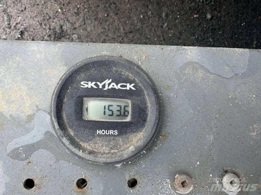 SkyJack SJ 3219 Žirkliniai keltuvai