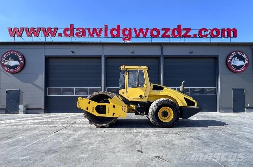 Bomag BW 213 D-4 Vieno būgno volai