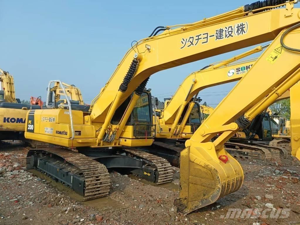 Komatsu PC 200-8 Vikšriniai ekskavatoriai