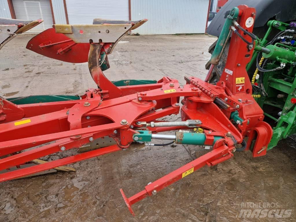 Kverneland EG85 Apverčiamieji plūgai