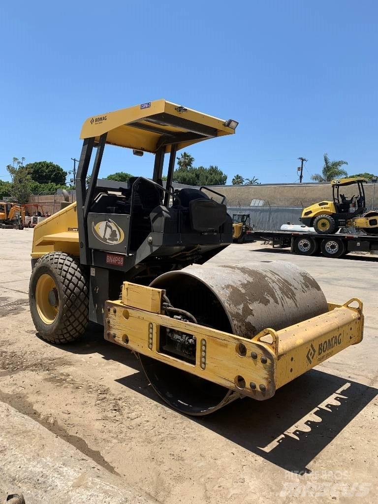 Bomag BW 177DH-50 Vieno būgno volai