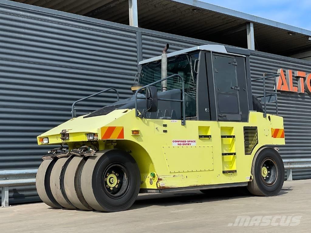 Ammann AP 240 Pneumo volai