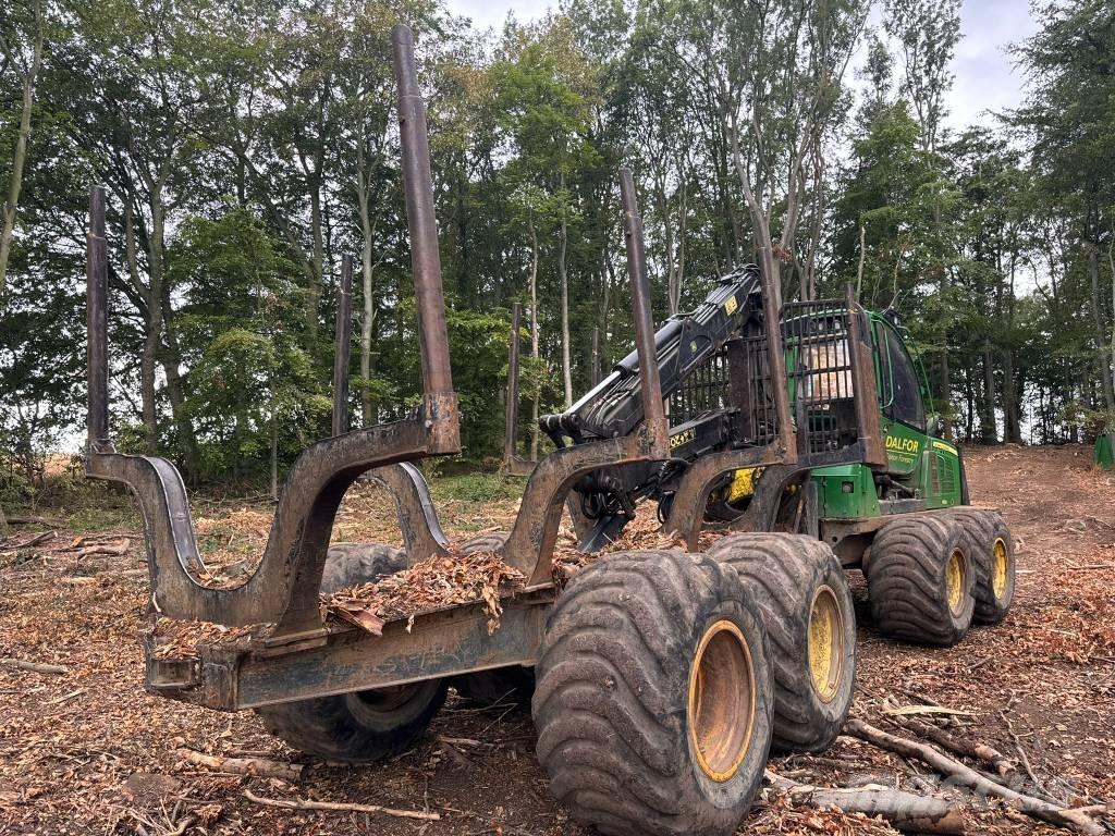John Deere 1110 E Naudoti miškovežiai (Forvarderiai)