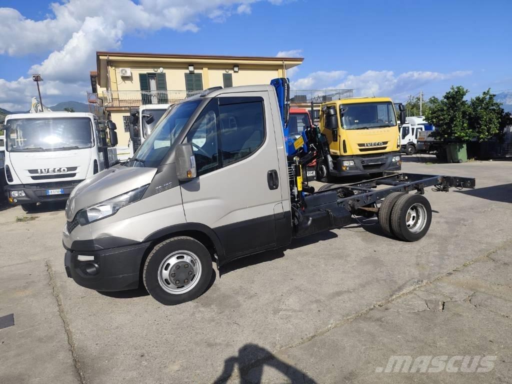 Iveco Daily 35-130 Automobiliniai kranai