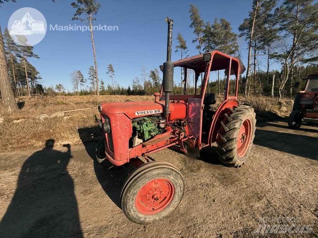 Volvo BM 320 Traktoriai